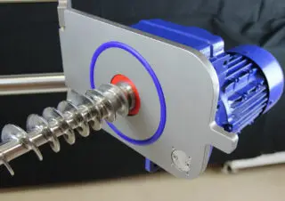 Sealing for thread pull-out device